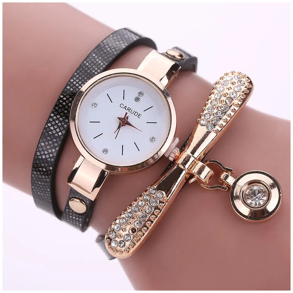 Reloj de lujo Personalizado para Mujeres con Incrustaciones y Pulsera Negro