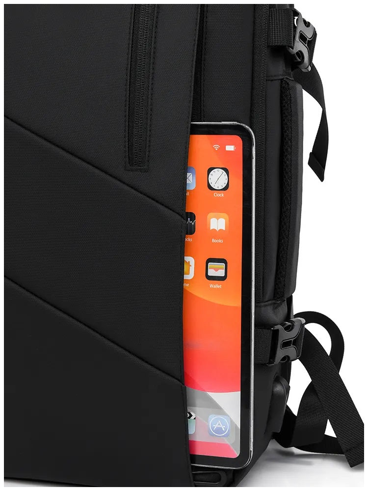 Mochila Laptop Ejecutiva Expandible USB Impermeable Antirrobo 20-39L