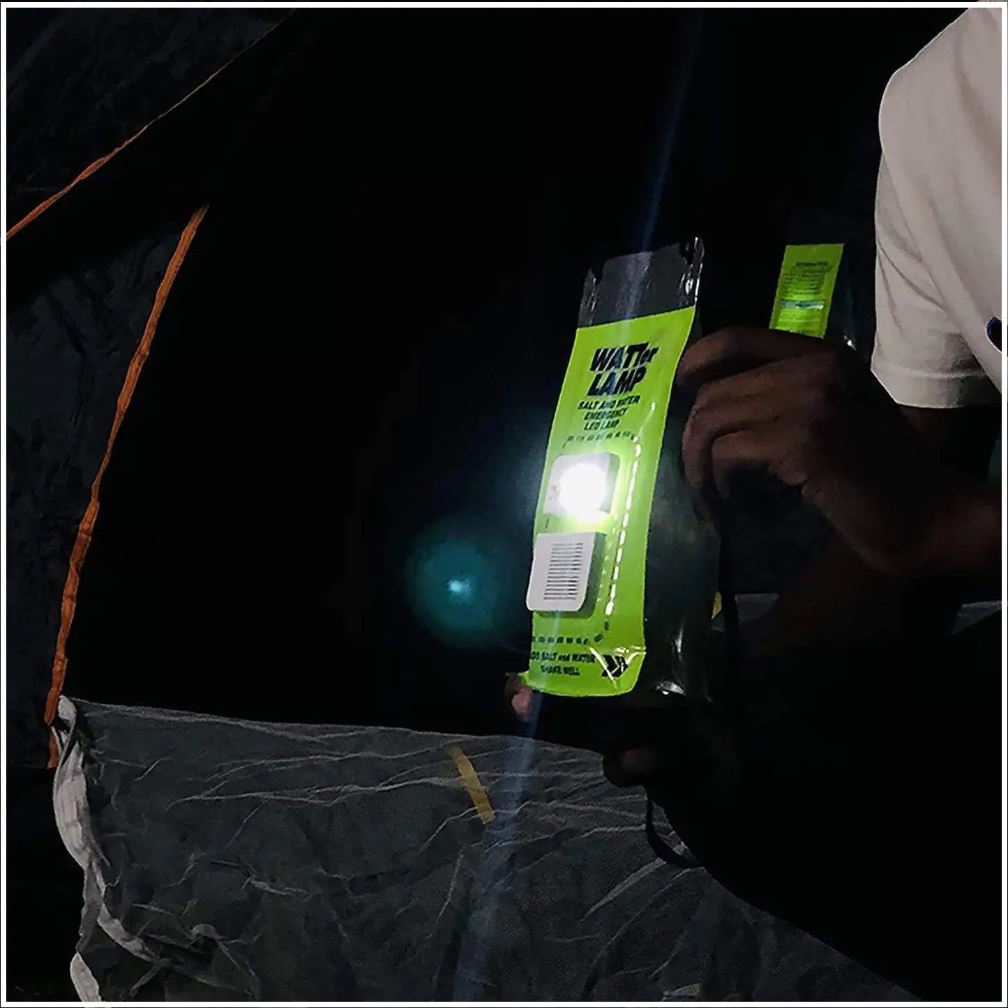 Lámpara Emergencia Ecológica para Terremotos y Campamentos 10 Mil Horas Vida útil