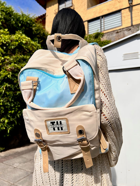Mochila Femenina diseño clásico a prueba de agua 37 Litros