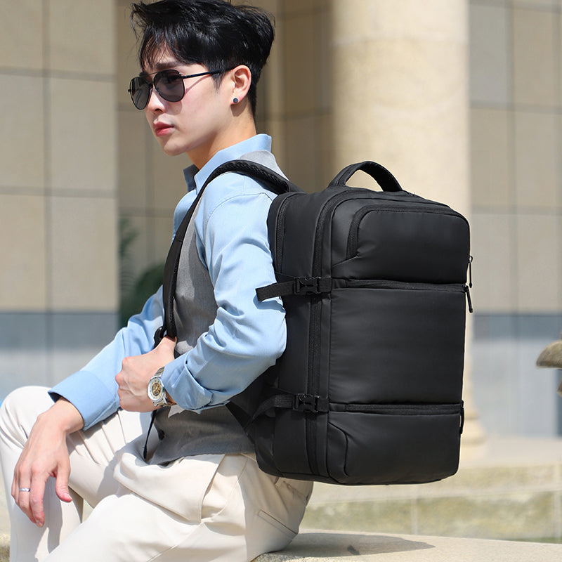 Mochila Multifuncional de Viaje impermeable con puerto USB 37 Litros