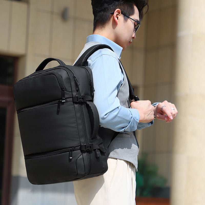 Mochila Multifuncional de Viaje impermeable con puerto USB 37 Litros