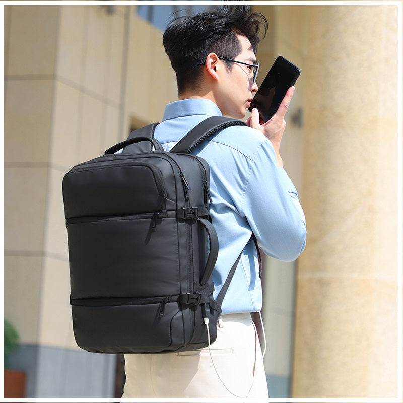 Mochila Multifuncional de Viaje impermeable con puerto USB 37 Litros