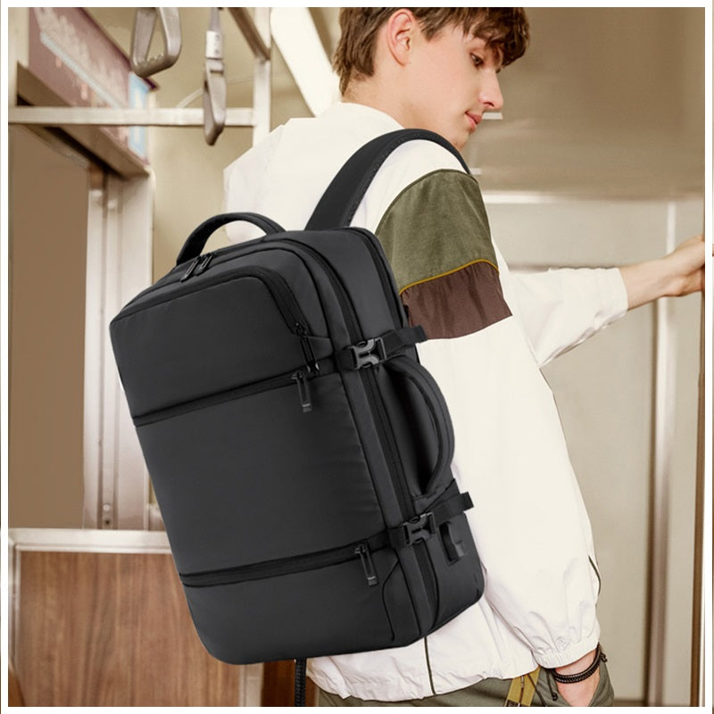Mochila Multifuncional de Viaje impermeable con puerto USB 37 Litros
