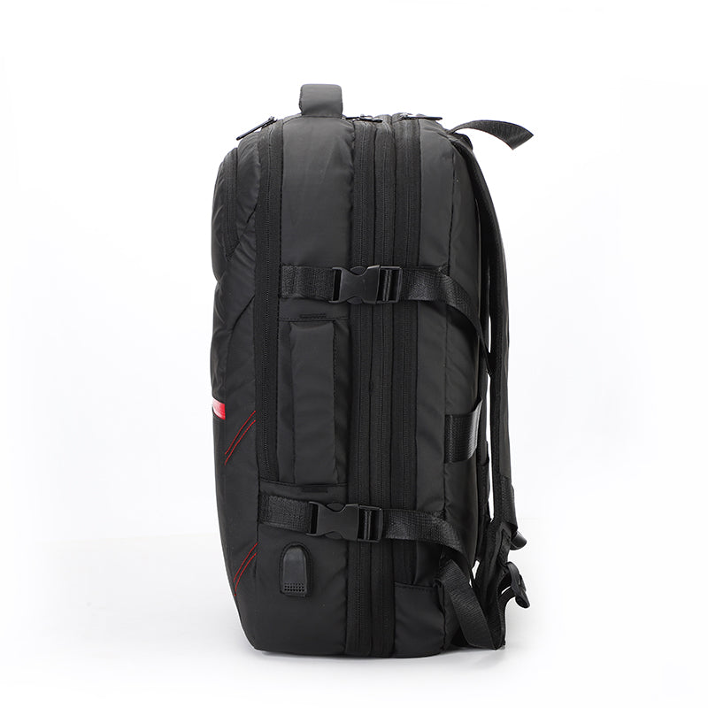 Mochila Multifuncional Laptop impermeable con puerto USB 39 Litros