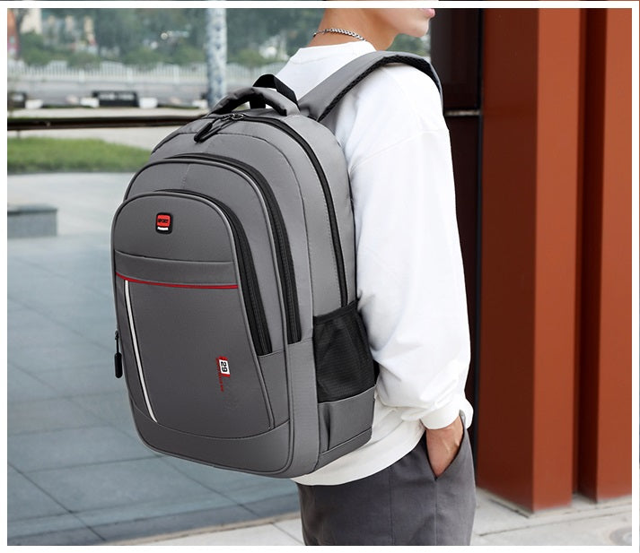 Mochila Multifuncional Laptop impermeable con puerto USB 35 Litros