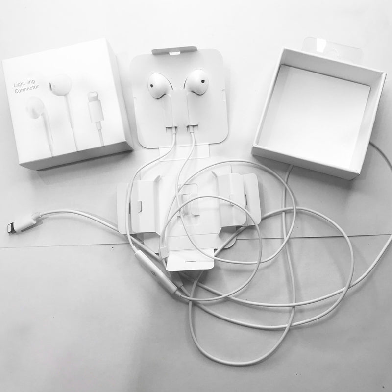 Audífonos Earpods Para iPhone Conexión Lightning Manos Libres