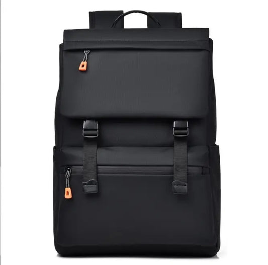 Bolso Premium Negro Resistente al Agua Puerto USB y Diseño Elegante