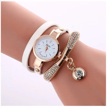 Reloj de lujo Personalizado para Mujeres con Incrustaciones y Pulsera Blanca